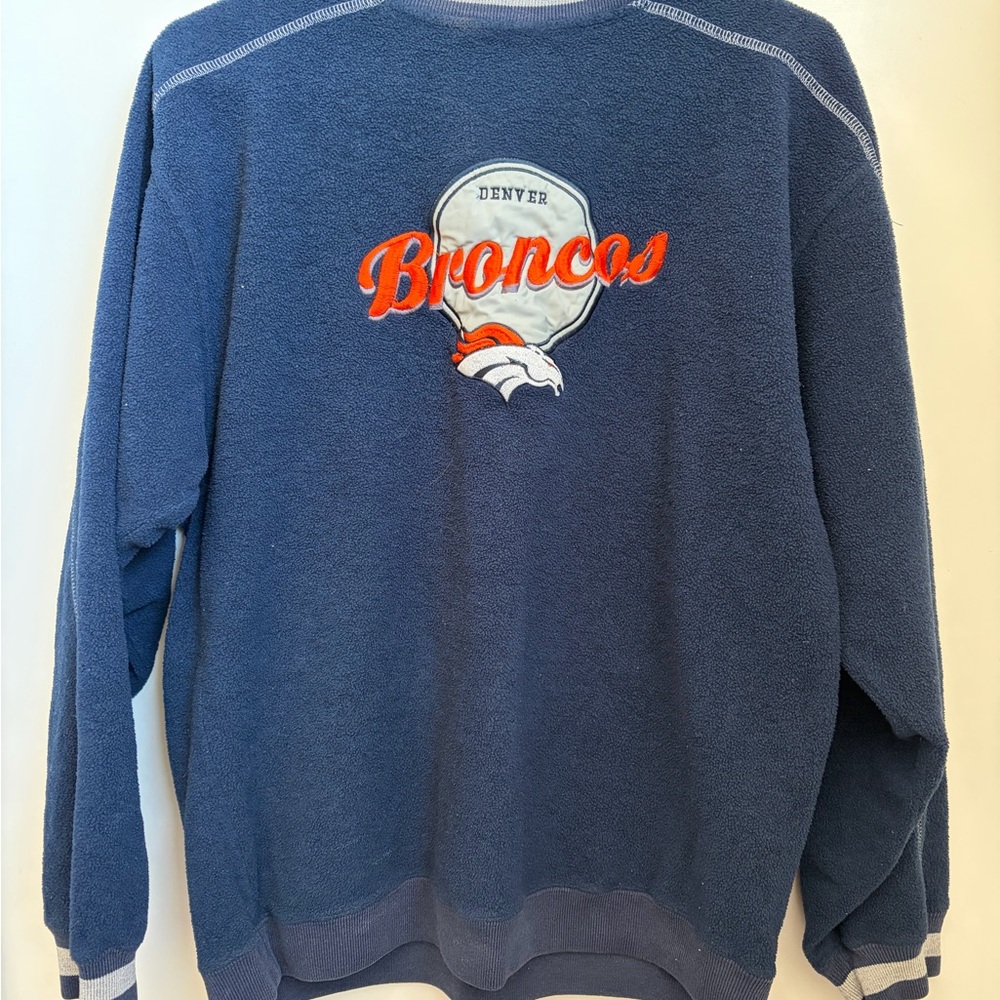 Pro Player Navy Crewneck Broncos Fleece Pullover with Orange Script